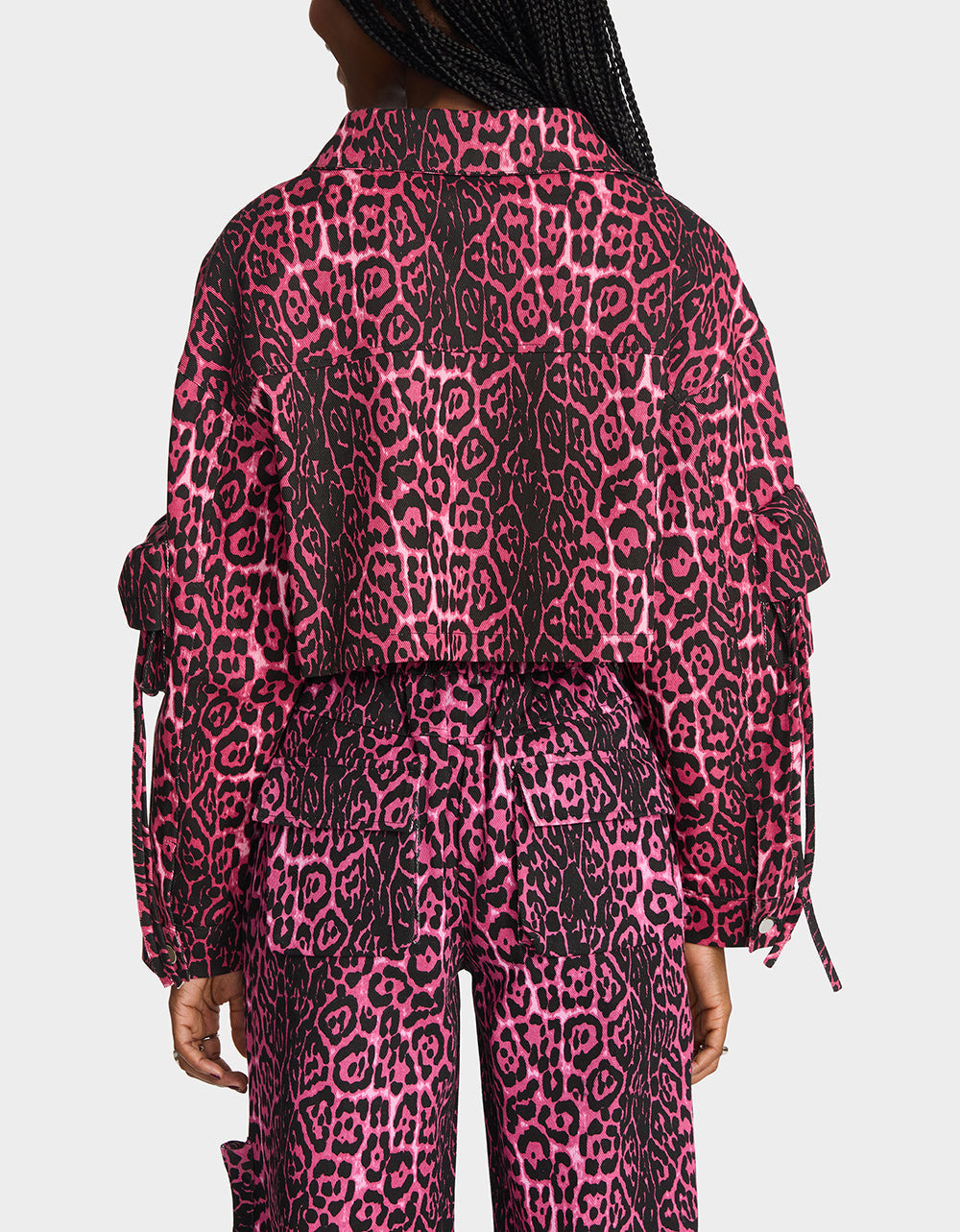 WILD IN PINK BUNDLE Women's Pink Leopard Cropped Jacket and Cargo Pant Set